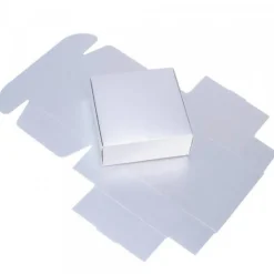 boîte argent carton pour le plaisir d'offrir