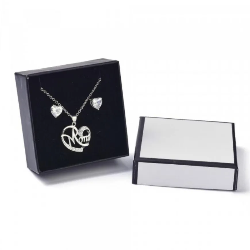 boîte blanc carton pour toutes les occasions
