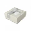 emballage blanc pour un anniversaire carton