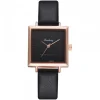Montre pas chère noire carrée