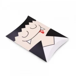 étui blanc carton pour la fête des morts (halloween) avec un imprimé halloween ( dracula )